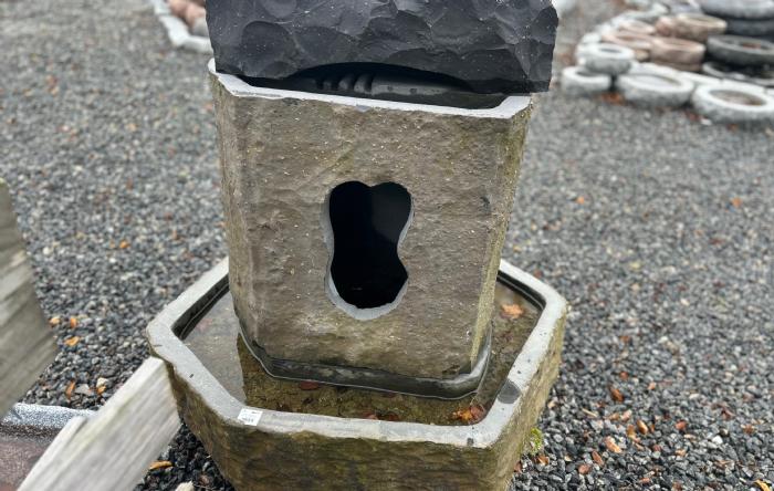 salg af Vandreservoir basalt grotte