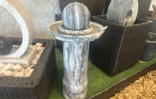 Vandreservoir marmor kugle