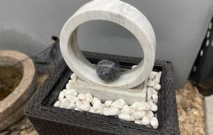 Vandreservoir rattan ring marmor m/kugle