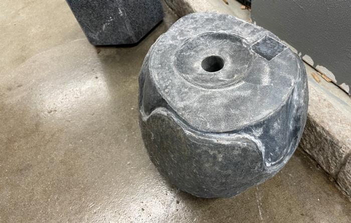 salg af Vandsten basalt udstillingsmodel
