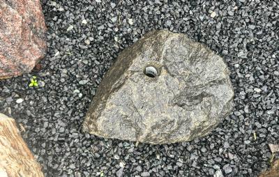 salg af Vandsten klippestykke