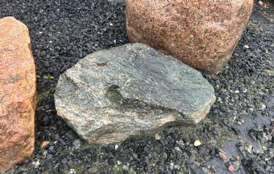 salg af Vandsten klippestykke