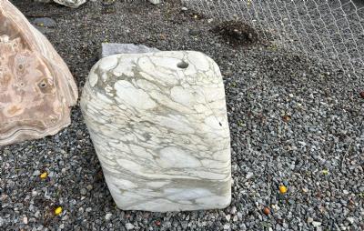 salg af Vandsten marmor poleret naturform