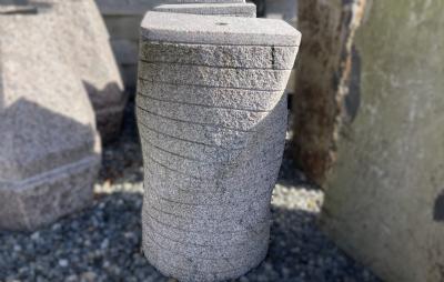 salg af Vandsten skruet rosa granit