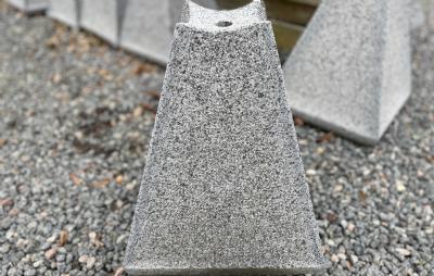 salg af Vandsten trekant pyramide